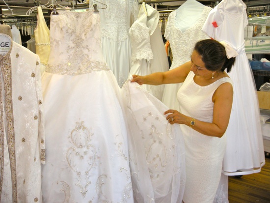 Tips For Removing Stains From Wedding Dresses Blog Of Bridesire