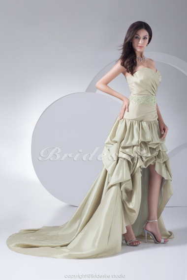 Ball Gown Sweetheart Asymmetrical Sweep Train Knee-length Sleeveless Taffeta Dress