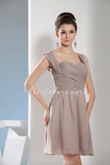 A-line Sweetheart Knee-length Sleeveless Chiffon Bridesmaid Dress