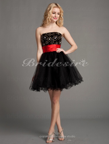 Ball Gown Tulle Short/Mini Strapless Cocktail Dress