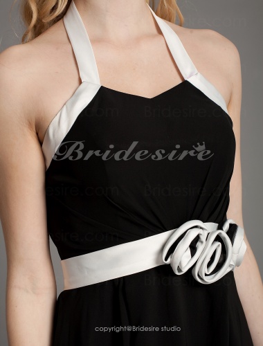 A-line Chiffon Mini/Short Halter Bridesmaid Dress
