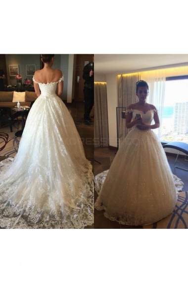Ball Gown Off-the-shoulder Sleeveless Lace Wedding Dress