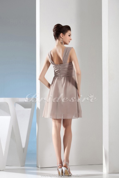 A-line Sweetheart Knee-length Sleeveless Chiffon Bridesmaid Dress