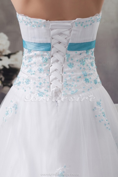 Ball Gown Strapless Floor-length Sleeveless Tulle Wedding Dress