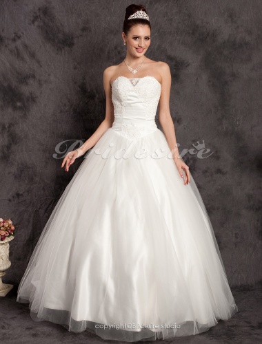 Ball Gown Organza Floor-length Sweetheart Wedding Gown