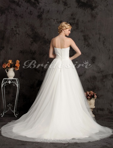 A-line Tulle Court Train Strapless Wedding Dress