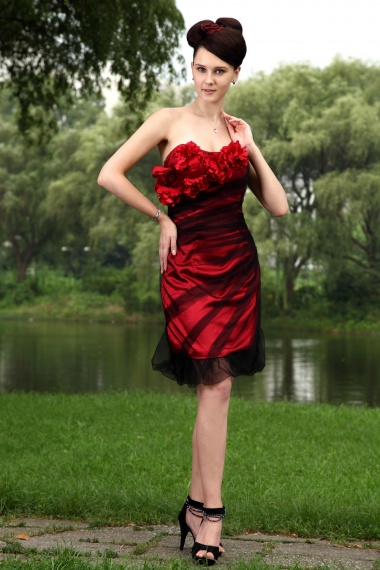 A-line Sweetheart Knee-length Chiffon Cocktail Dress