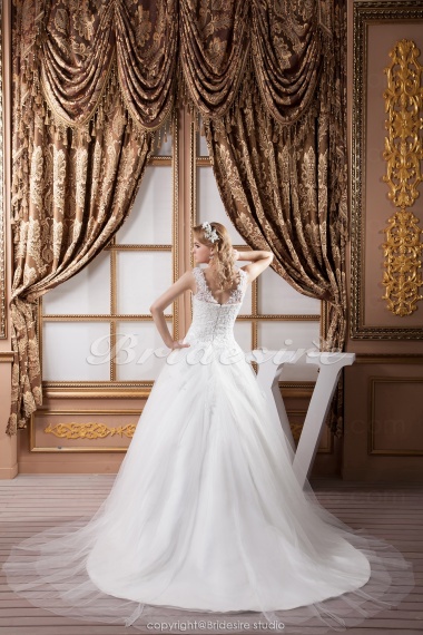 Princess V-neck Floor-length Court Train Sleeveless Satin Chiffon Wedding Dress