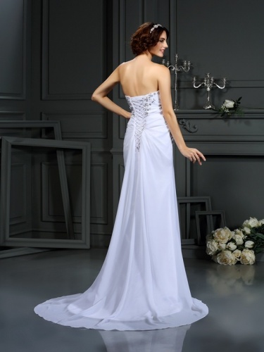 Sheath/Column Sweetheart Sleeveless Chiffon Wedding Dress