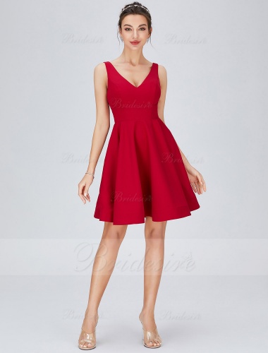 A-line V-neck Short/Mini Homecoming Dress