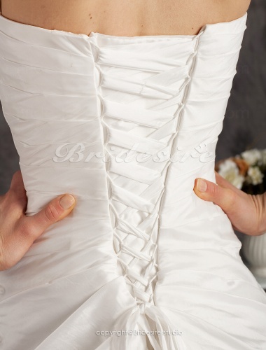 A-line Taffeta Court Train Sweetheart Neck Wedding Dress