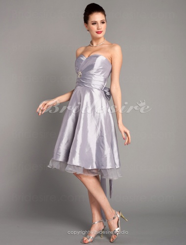 A-line Knee-length Organza Over Taffeta Organza Strapless Sweetheart Bridesmaid Dress 