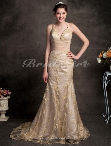 Trumpet/ Mermaid Court Train V-neck Chiffon And Lace Wedding Dress