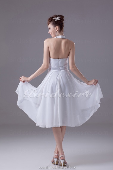 A-line Halter Sweetheart Knee-length Sleeveless Chiffon Dress