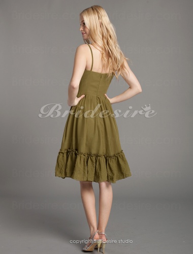 A-line Chiffon Knee-length Spaghetti Straps Bridesmaid Dress