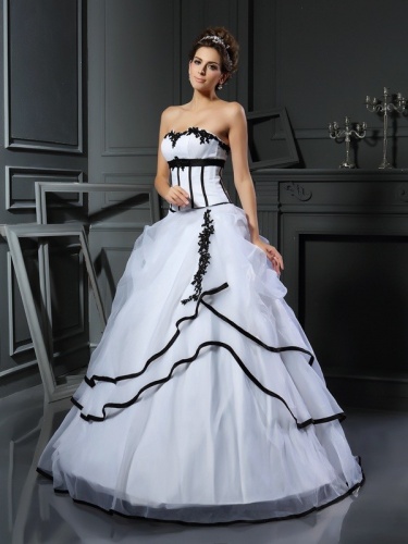 Ball Gown Sweetheart Sleeveless Satin Wedding Dress