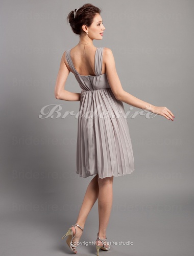 A-line Chiffon Knee-length Straps Mother of the Bride Dress