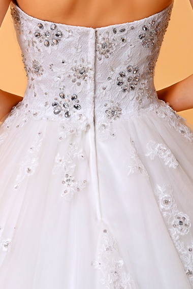 Ball Gown Sweetheart Court Train Tulle Wedding Dress