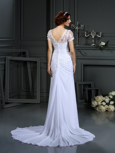 Sheath/Column V-neck Short Sleeve Chiffon Wedding Dress