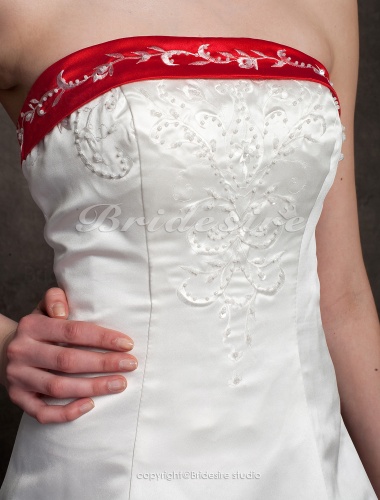 A-line Chapel Train Strapless Wedding Dress