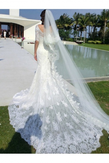 Trumpet/Mermaid Off-the-shoulder Half Sleeve Lace Wedding Dress