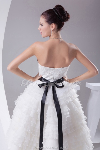 Ball Gown Sweetheart Knee-length Sleeveless Satin Organza Wedding Dress
