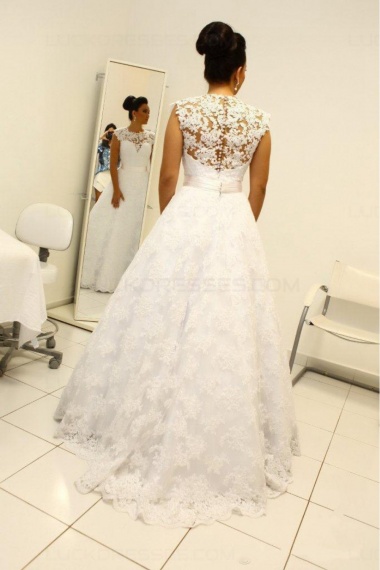 A-line Scoop Sleeveless Lace Wedding Dress