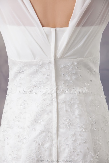 A-line V-neck Court Train Sleeveless Chiffon Lace Wedding Dress