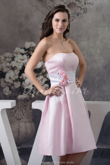 A-line Strapless Knee-length Sleeveless Satin Bridesmaid Dress