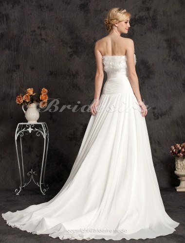 Ball Gown Organza Sweep/Brush Train Strapless Wedding Dress