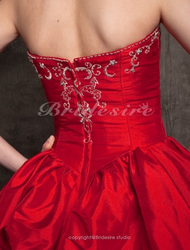 Ball Gown Chapel Train Strapless Taffeta Sleeveless Red Wedding Dress
