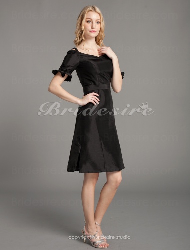 Sheath/ Column Taffeta Knee-length Off-the-shoulder Bridesmaid Dress