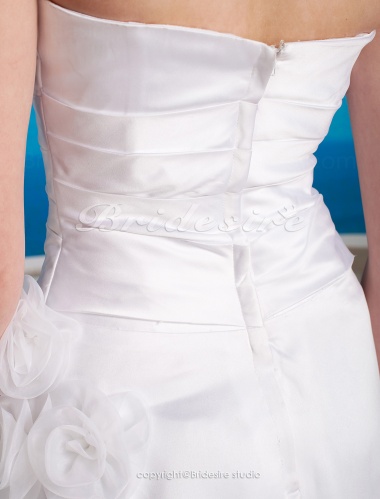 A-line Taffeta Sweep/ Brush Train Strapless Wedding Dress