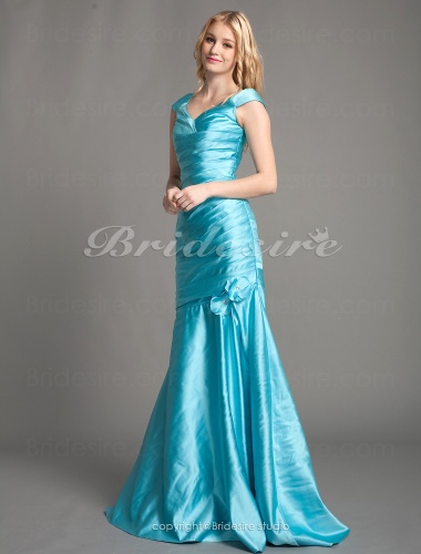 Trumpet/ Mermaid Satin Floor-length V-neck Bridesmaid Dress