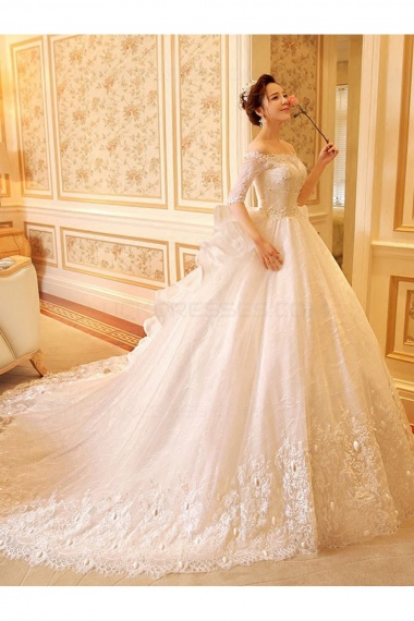 Ball Gown Off-the-shoulder Half Sleeve Lace Wedding Dress