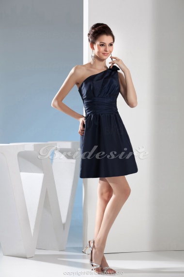 A-line One Shoulder Knee-length Sleeveless Satin Dress