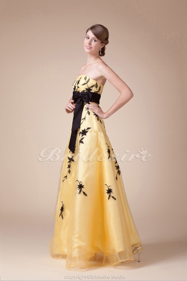 A-line Strapless Floor-length Sleeveless Satin Dress