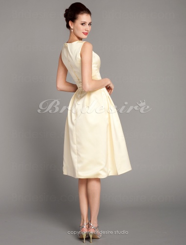 A-line Knee-length Satin Square Bridesmaid/ Wedding Party Dress