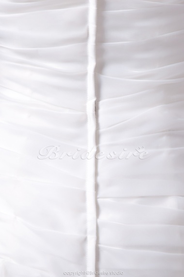 A-line Sweetheart Floor-length Sleeveless Organza Wedding Dress