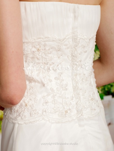 A-line Organza Tea-length Strapless Wedding Dress