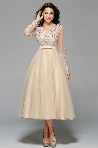 A-line Scalloped-Edge Tea-length Tulle Prom Dress