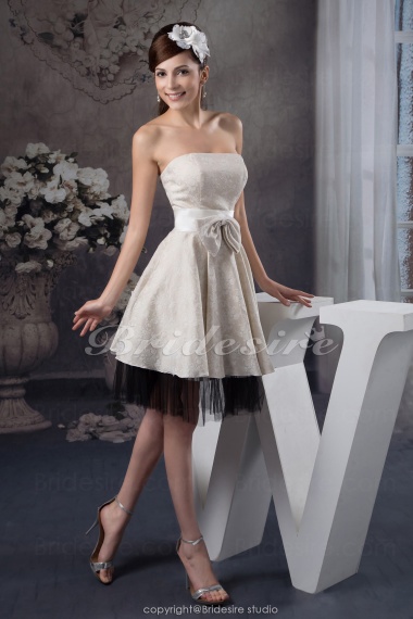 A-line Strapless Knee-length Sleeveless Satin Tulle Bridesmaid Dress