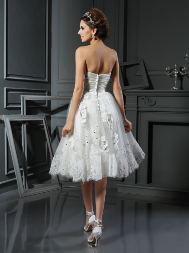 A-line Sweetheart Sleeveless Satin Wedding Dress