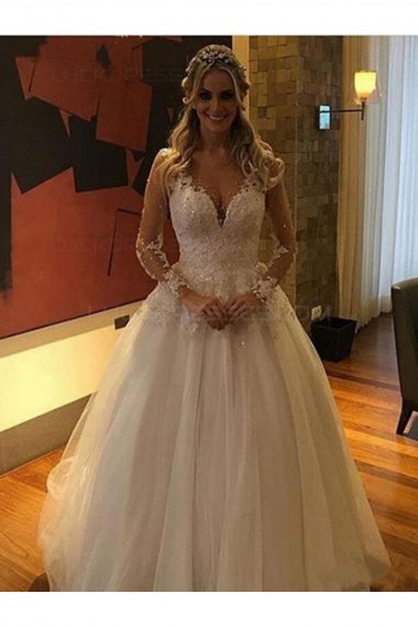 Ball Gown Scoop Long Sleeve Tulle Wedding Dress