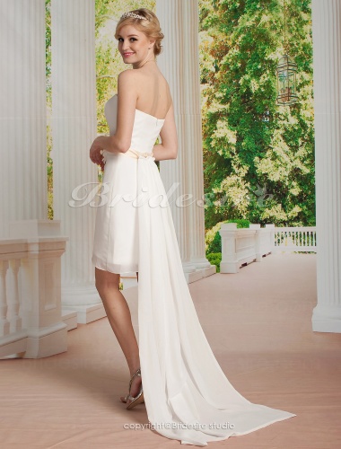 Sheath/ Column Organza Knee-length Strapless Wedding Dress