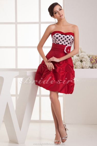 A-line Sweetheart Knee-length Sleeveless Satin Dress