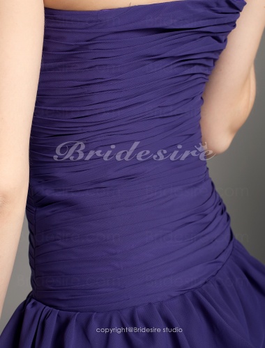 A-line Knee-length Sweetheart Chiffon Tiered Bridesmaid Dress