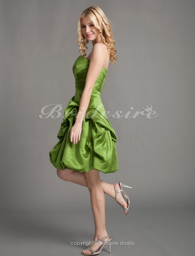 A-line Satin Knee-length Strapless Bridesmaid/ Cocktail Dress