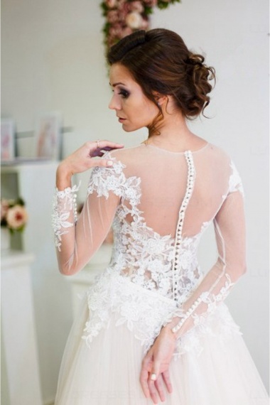 A-line Scoop Long Sleeve Tulle Wedding Dress