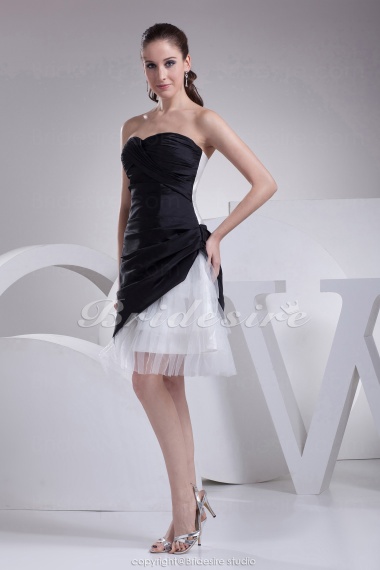 A-line Sweetheart Short/Mini Sleeveless Taffeta Dress